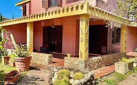 Lovely Home 5 Min Walk To The Beach, 3 Bedrooms Ample Outdoor Relax And Wifi