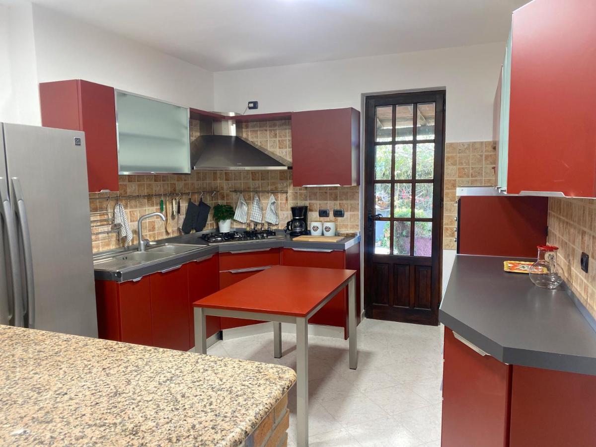 Lovely Home 5 Min Walk To The Beach, 3 Bedrooms Ample Outdoor Relax And Wifi Capitana Esterno foto