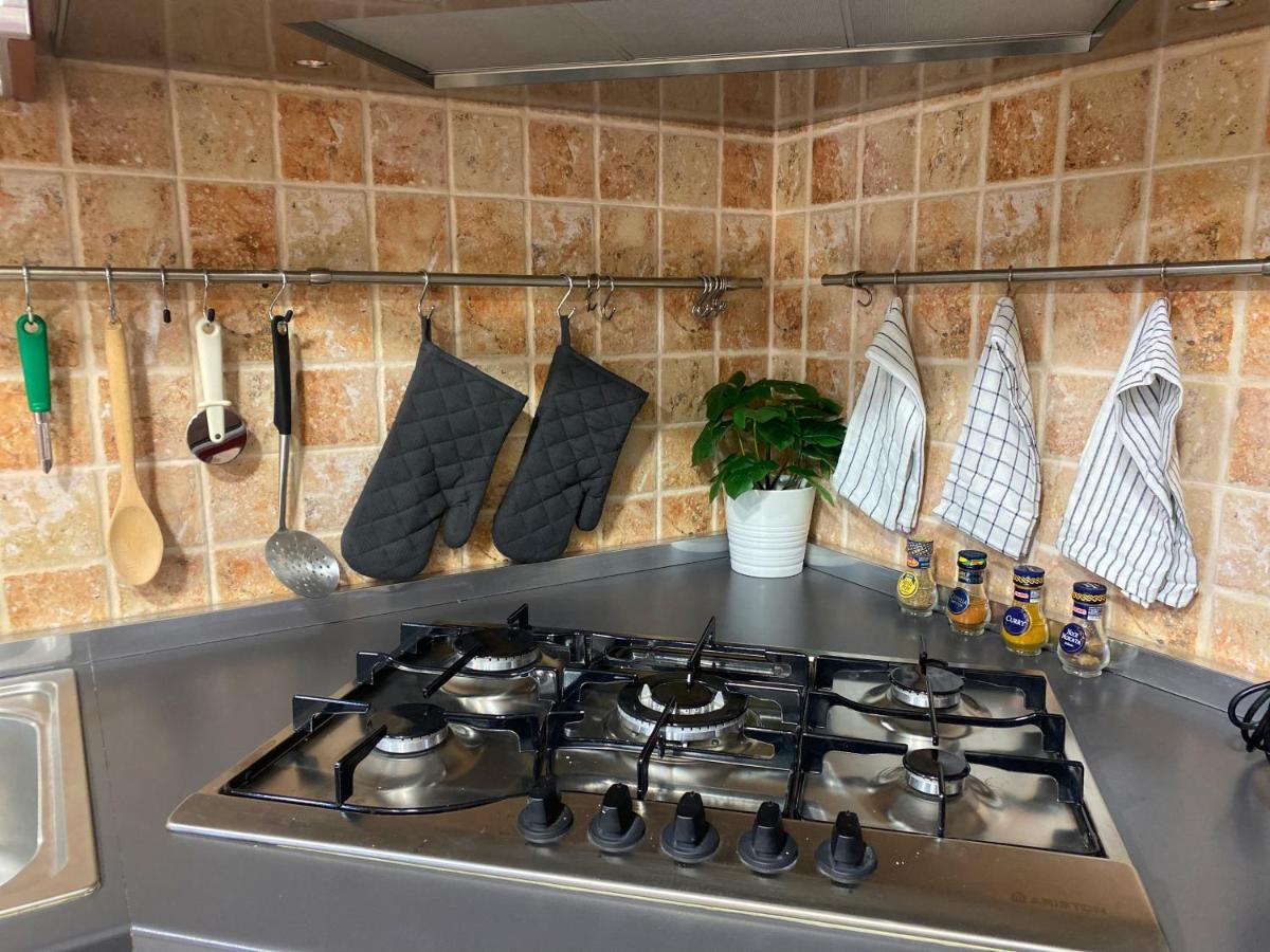 Lovely Home 5 Min Walk To The Beach, 3 Bedrooms Ample Outdoor Relax And Wifi Capitana Esterno foto