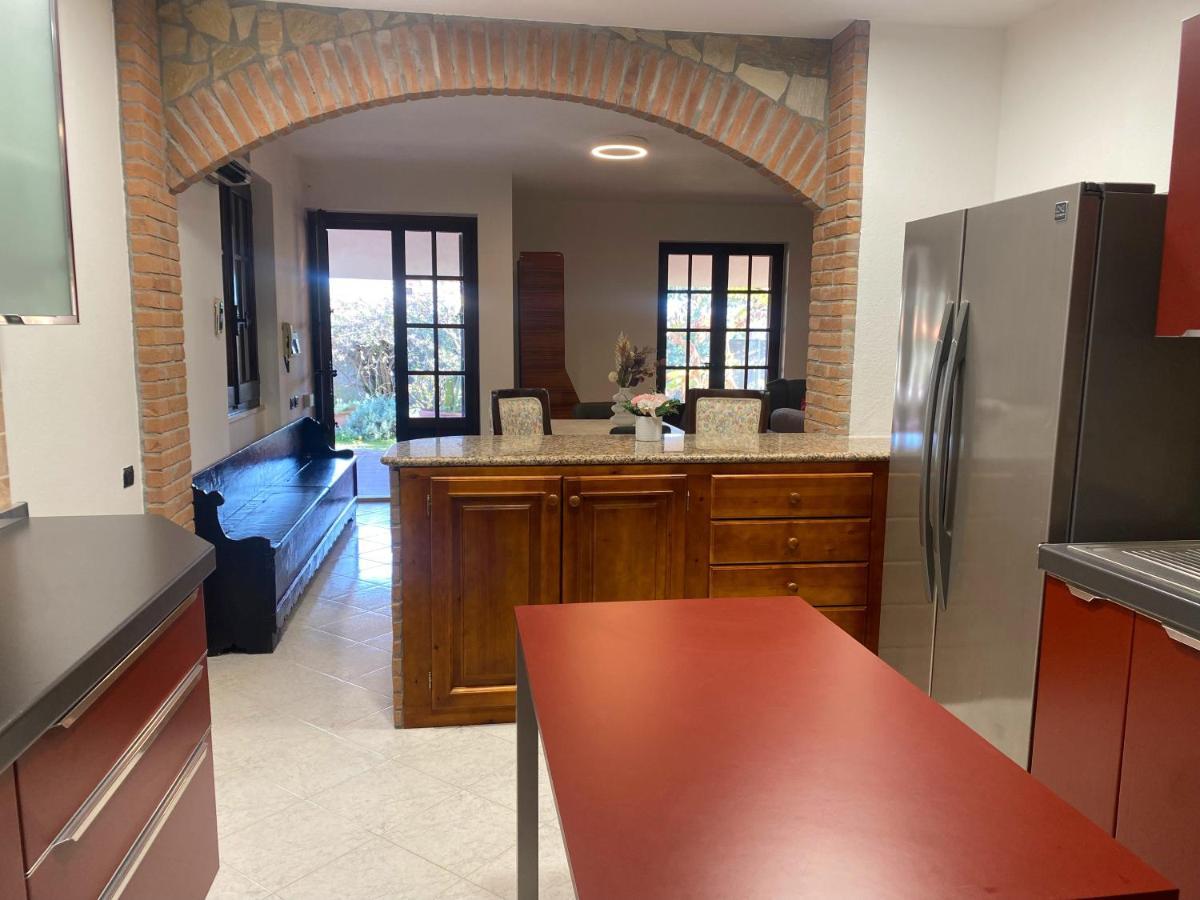 Lovely Home 5 Min Walk To The Beach, 3 Bedrooms Ample Outdoor Relax And Wifi Capitana Esterno foto
